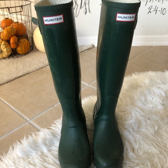 hunter green boots